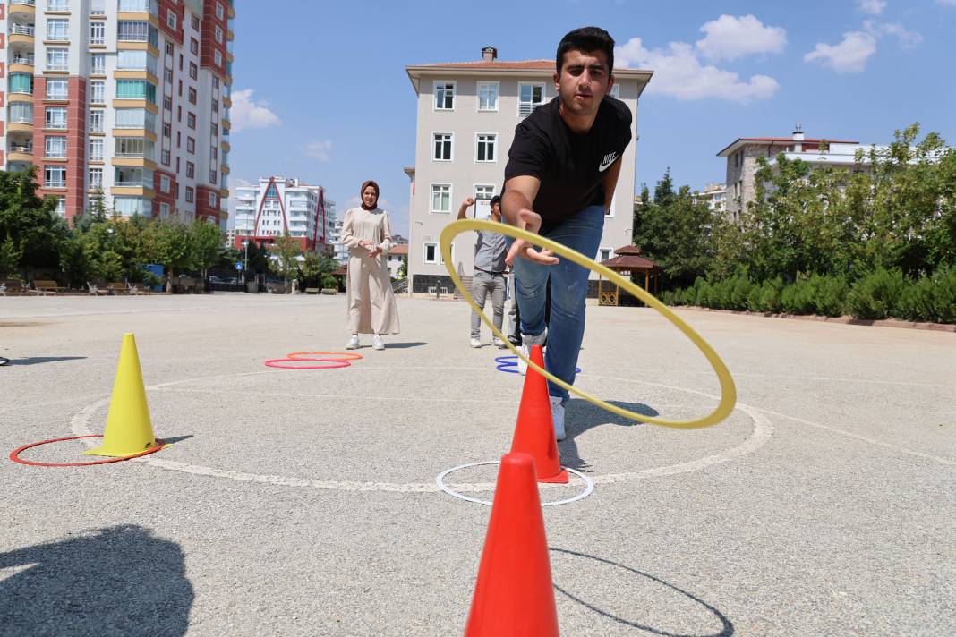 KOMEK’te özel çocuklar hem eğleniyor hem de öğreniyor 4